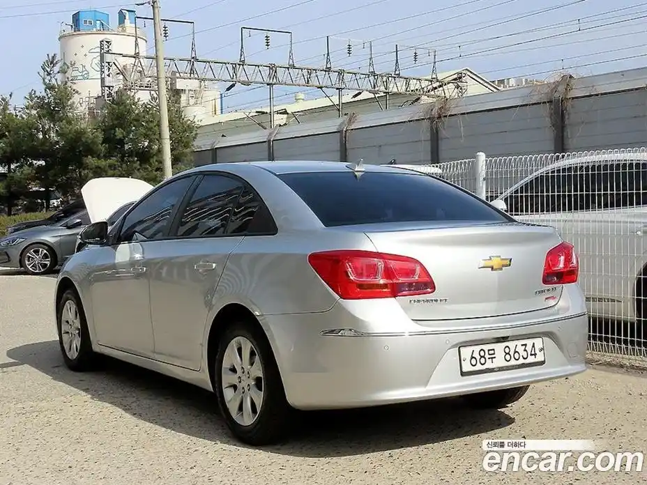 Chevrolet Cruze 2015 1.4 Автомат в Москве № 219511, фото 3