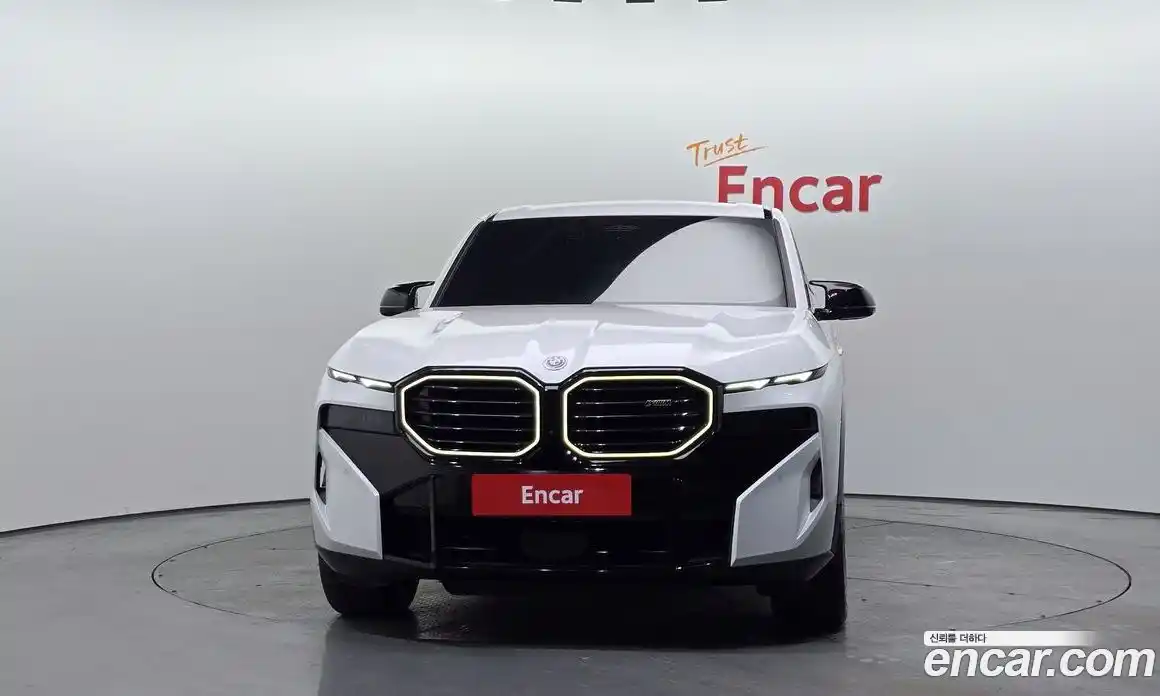 BMW XM 2023 4.4 Автомат в Москве № 227823, фото 1