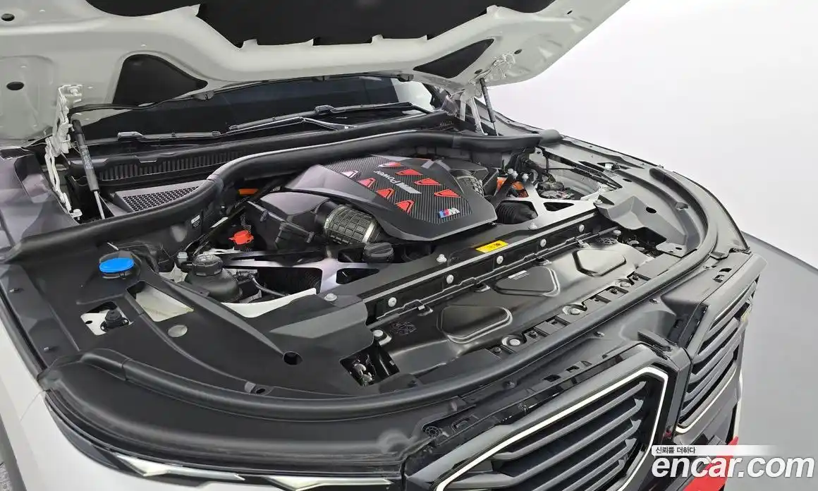 BMW XM 2023 4.4 Автомат в Москве № 227823, фото 17