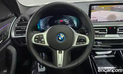 BMW iX3, 2025