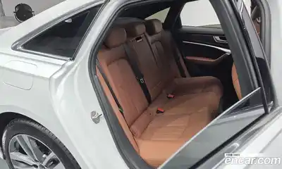 Audi A6 2021 2.0 Автомат в Москве № 229827, миниатюра 5