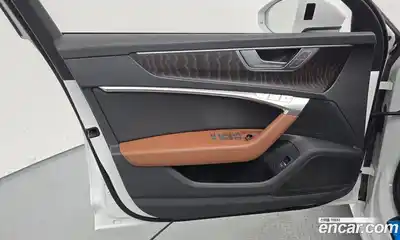 Audi A6 2021 2.0 Автомат в Москве № 229827, миниатюра 6