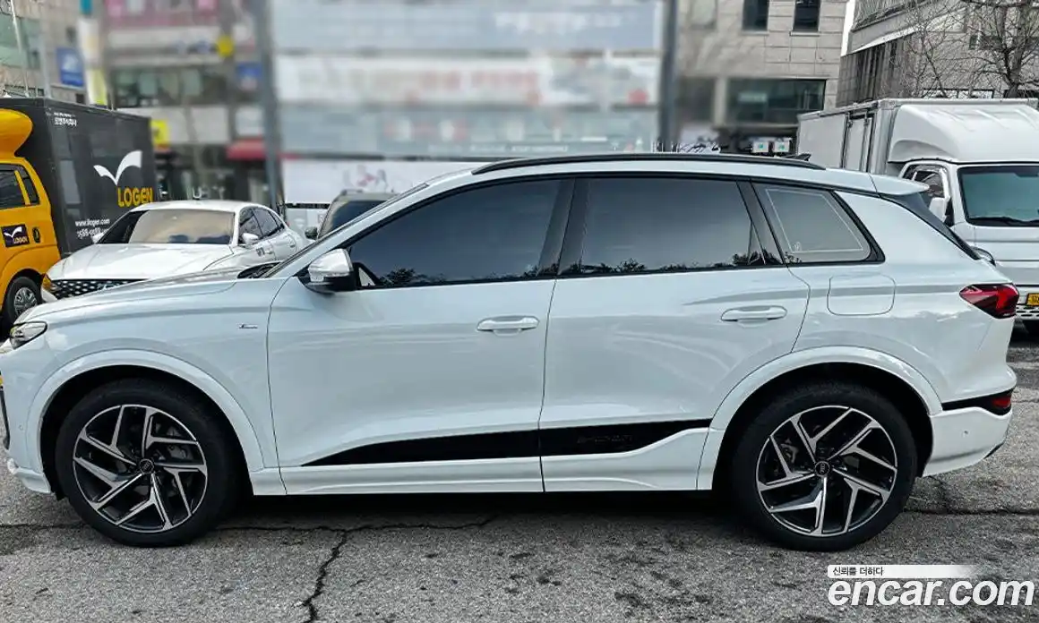 Audi Q6 e-tron 2025 Автомат в Москве № 230290, фото 3