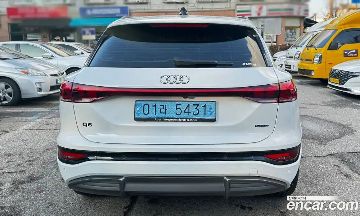 Audi Q6 e-tron 2025 Автомат в Москве № 230290, фото 5