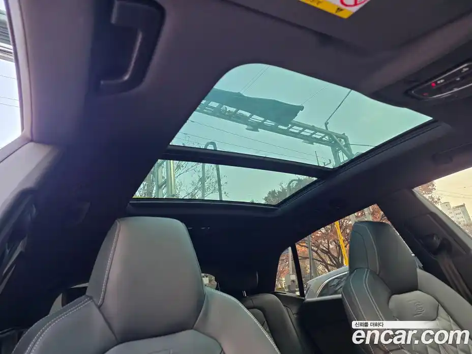 Audi Q8 2023 3.0 Автомат в Москве № 230327, фото 7