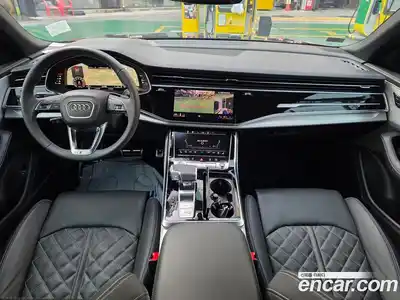 Audi Q8 2023 3.0 Автомат в Москве № 230327, миниатюра 8