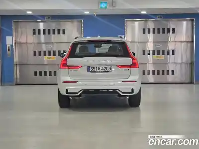 Volvo XC60 2026 2.0 Автомат в Москве № 230762, миниатюра 4