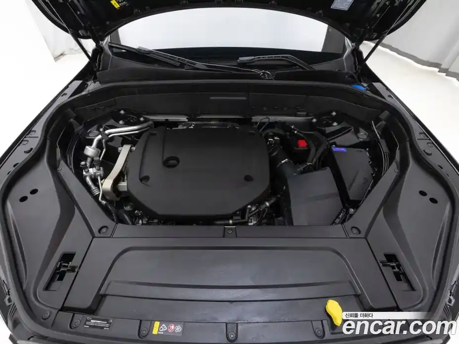 Volvo XC90 2025 2.0 Автомат в Москве № 230811, фото 6