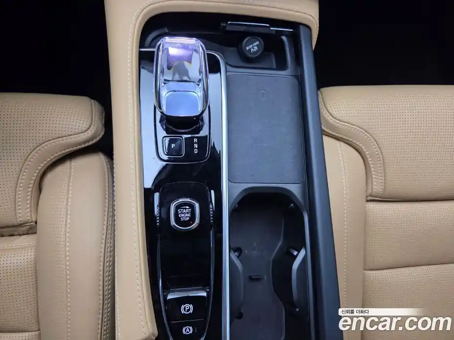 Volvo XC90 2024 2.0 Автомат в Москве № 230818, фото 14