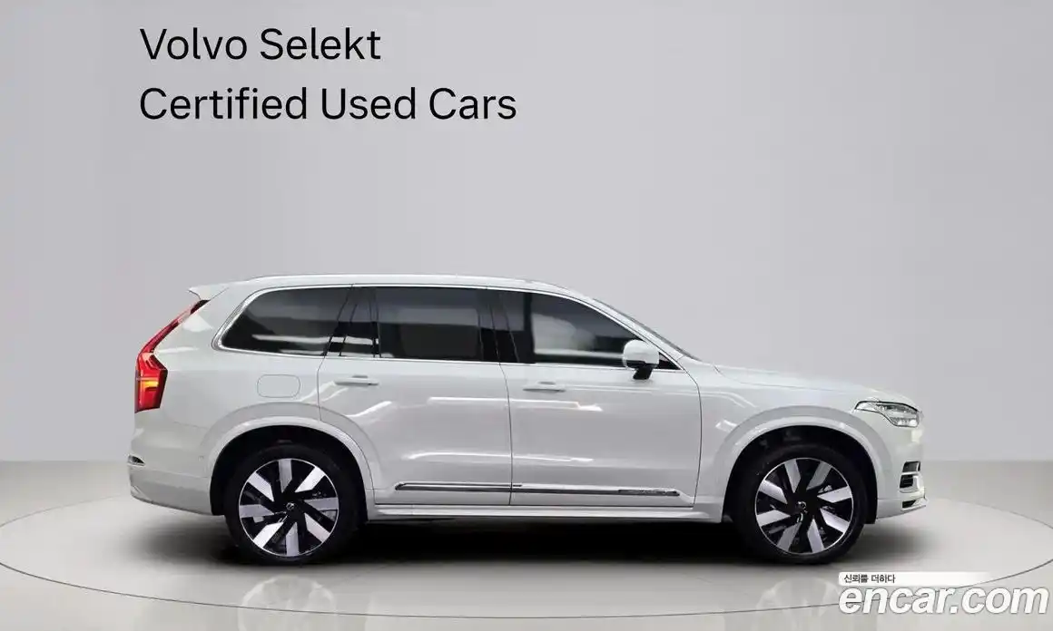 Volvo XC90 2024 2.0 Автомат в Москве № 230818, фото 3