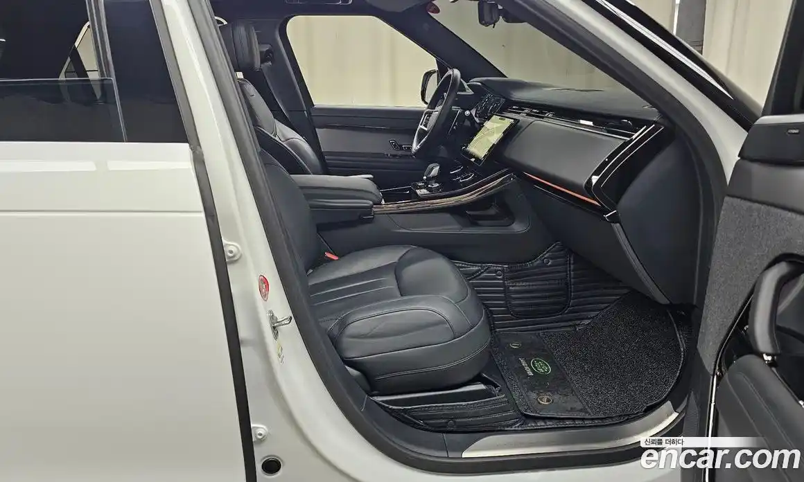 Land Rover Range-Rover Sport 2023 3.0 Автомат в Москве № 231234, фото 11