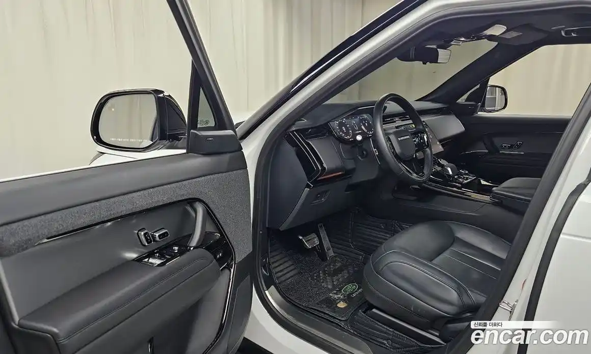 Land Rover Range-Rover Sport 2023 3.0 Автомат в Москве № 231234, фото 13