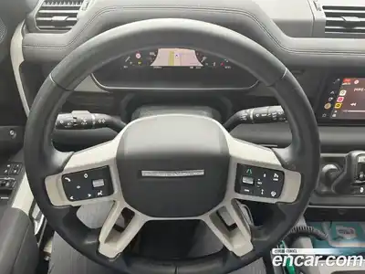 Land Rover Defender 2023 3.0 Автомат в Москве № 231328, миниатюра 11