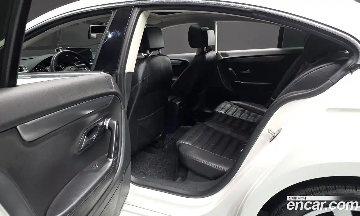 Volkswagen CC 2013 2.0 Автомат в Москве № 232240, фото 12