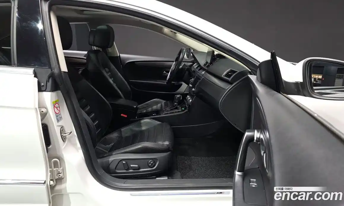 Volkswagen CC 2013 2.0 Автомат в Москве № 232240, фото 10