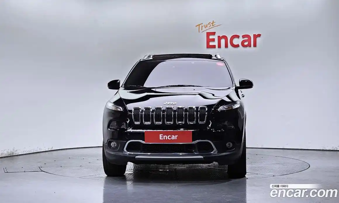 Jeep Cherokee 2017 2.2 Автомат в Москве № 232661, фото 17