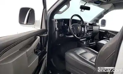 Chevrolet Express Van 2017 6.0 Автомат в Москве № 234334, миниатюра 10
