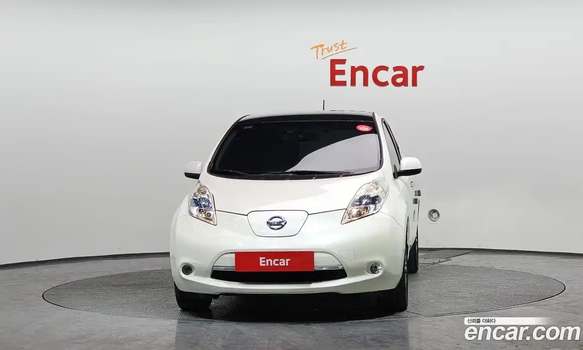 Nissan Leaf 2016 Автомат в Москве № 248752, фото 16