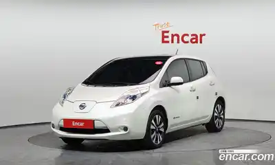Nissan Leaf 2016 Автомат в Москве № 248752, миниатюра 2
