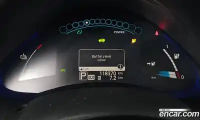 Nissan Leaf 2016 Автомат в Москве № 248752, миниатюра 3