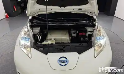 Nissan Leaf 2016 Автомат в Москве № 248752, миниатюра 7