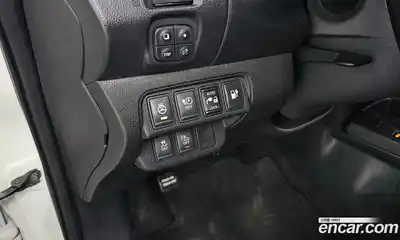 Nissan Leaf 2016 Автомат в Москве № 248752, миниатюра 8