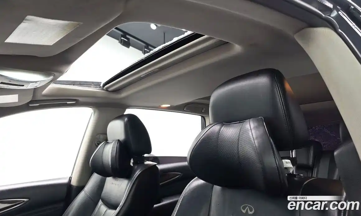 Infiniti JX 2013 3.5 Автомат в Москве № 249169, фото 17