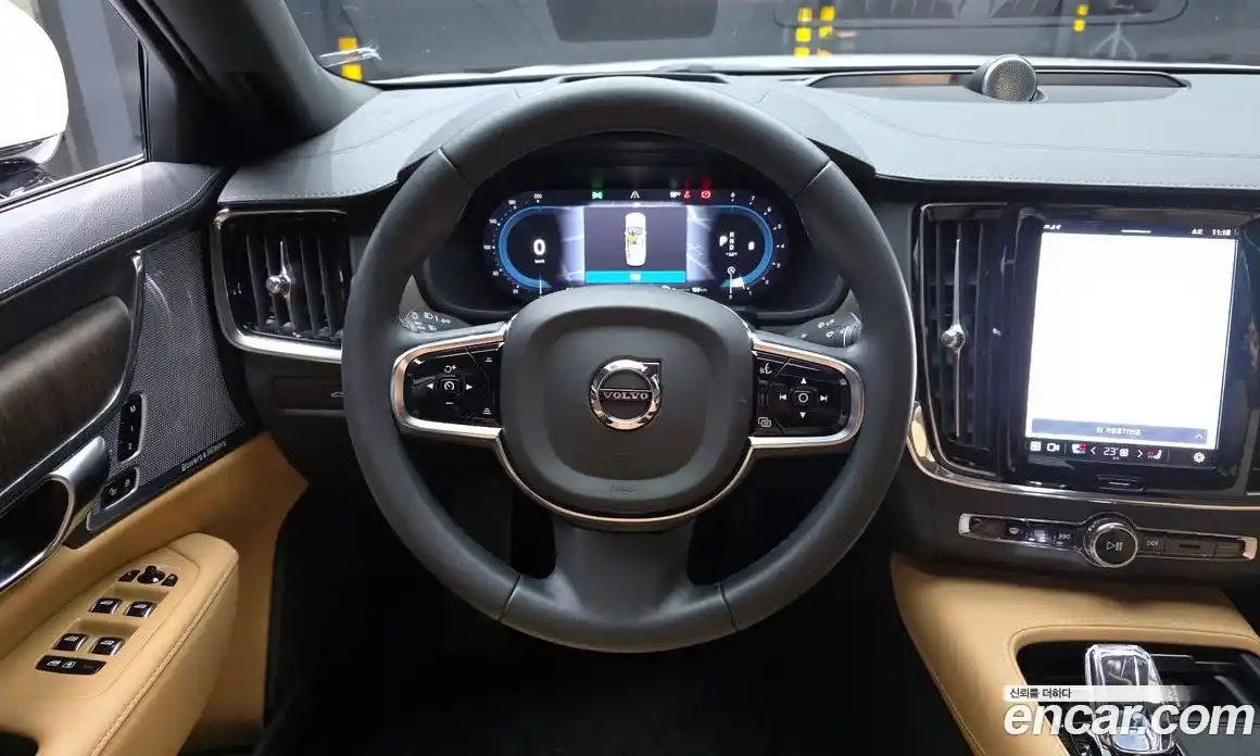 Volvo S90 2023 2.0 Автомат в Москве № 250938, фото 13