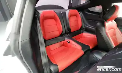 Ford Mustang 2019 2.3 Автомат в Москве № 255520, миниатюра 9