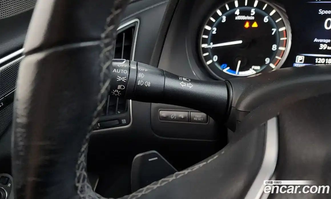 Infiniti Q50 2018 3.5 Автомат в Москве № 256159, фото 18