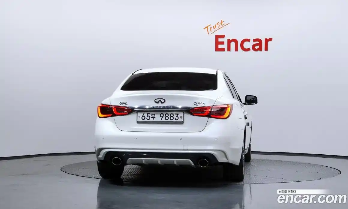 Infiniti Q50 2018 3.5 Автомат в Москве № 256159, фото 19