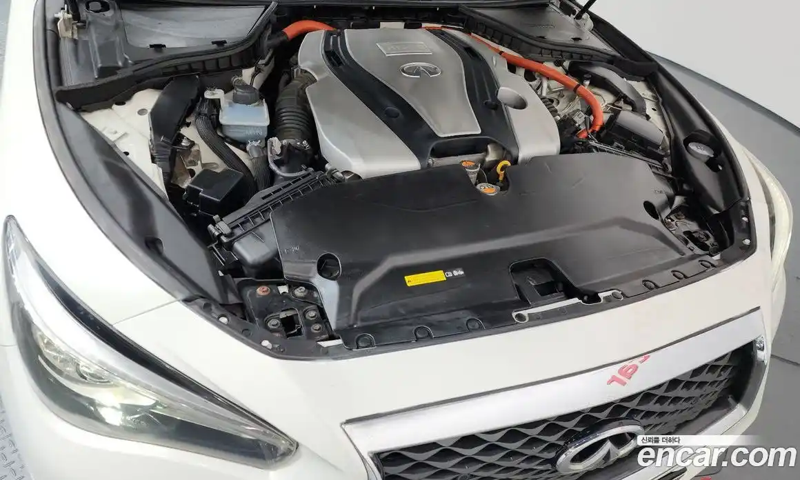 Infiniti Q50 2018 3.5 Автомат в Москве № 256159, фото 8