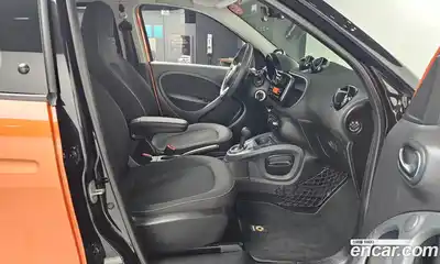 Smart Forfour 2016 1.0 Автомат в Москве № 259347, миниатюра 11