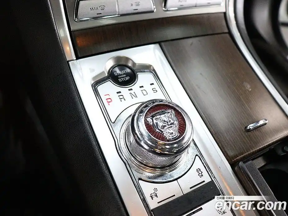 Jaguar XF 2013 3.0 Автомат в Москве № 284019, фото 10