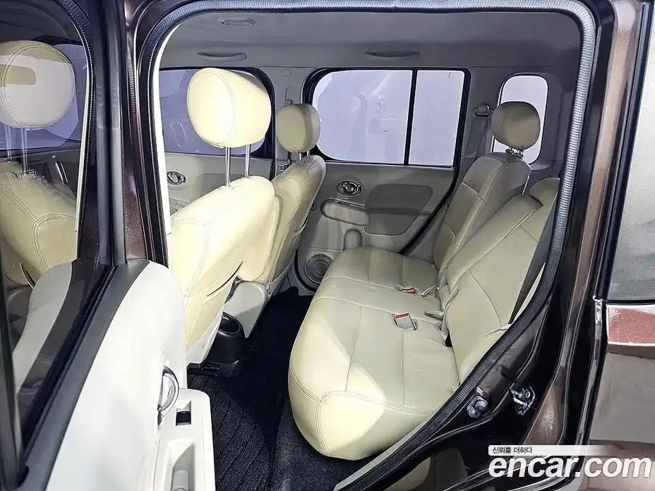 Nissan Cube 2013 1.8 Автомат в Москве № 284901, фото 14