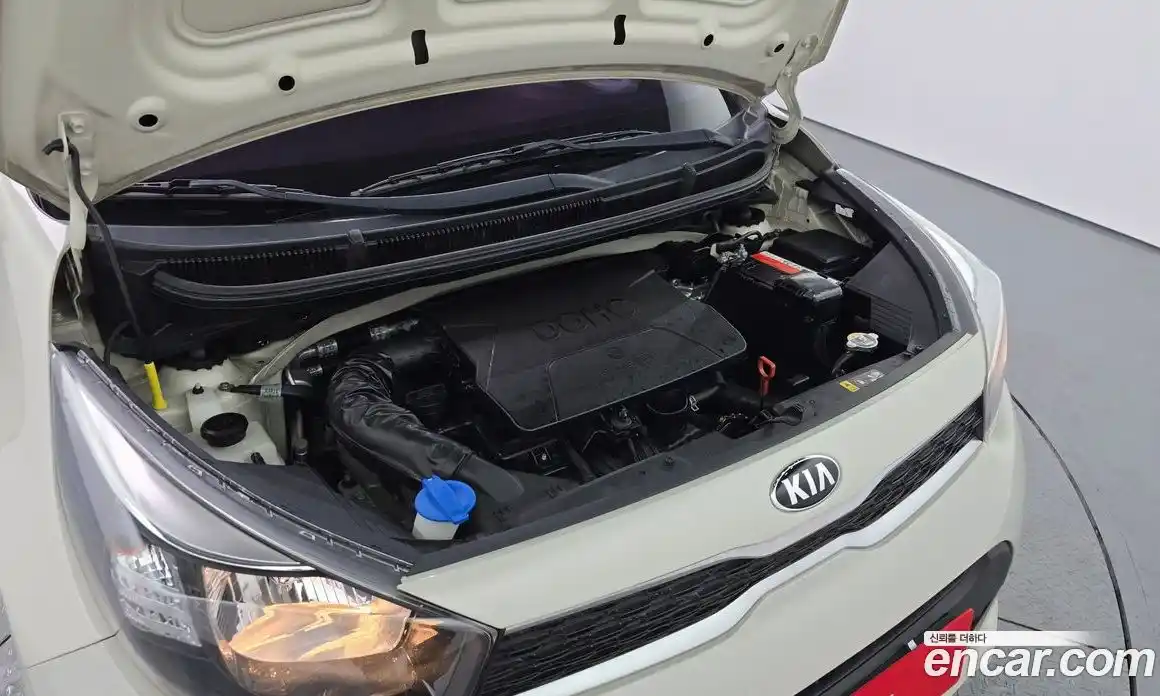 Kia Morning 2018 1.0 Автомат в Москве № 288296, фото 19