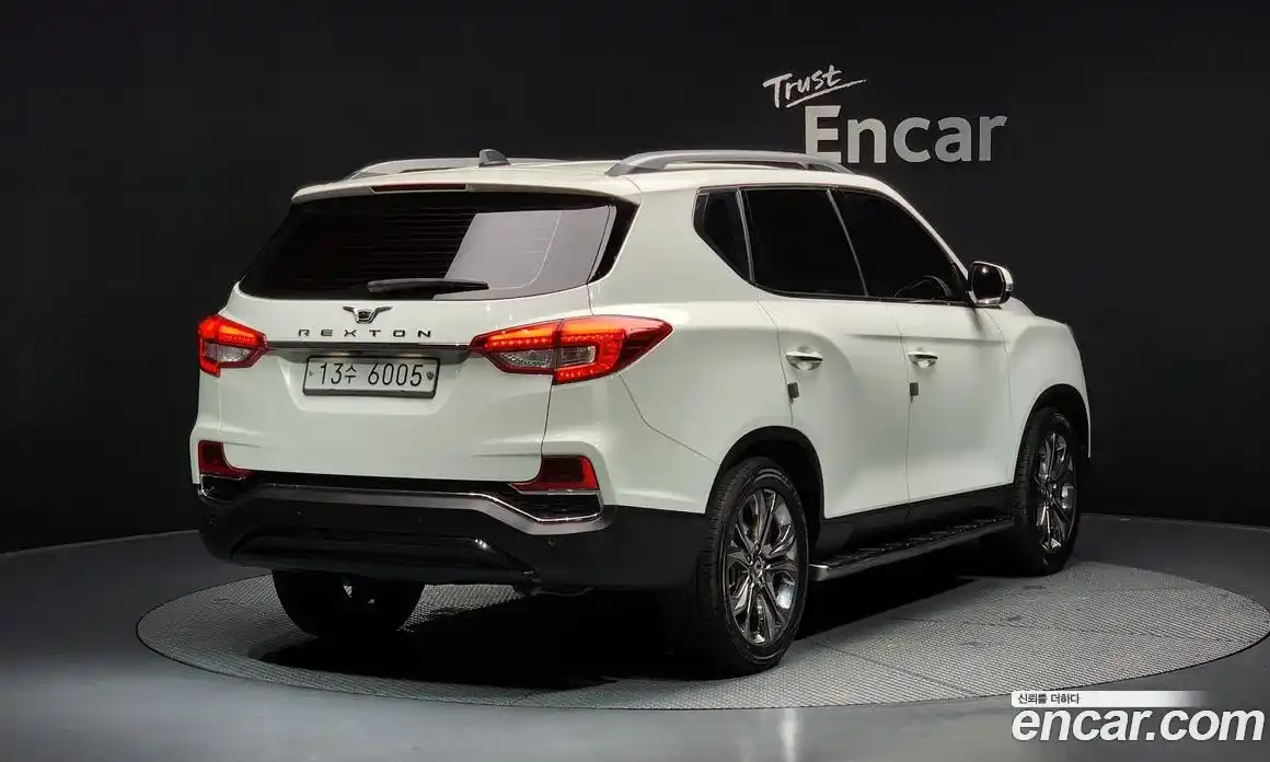 SsangYong Rexton 2018 2.2 Автомат в Москве № 28902, фото 15