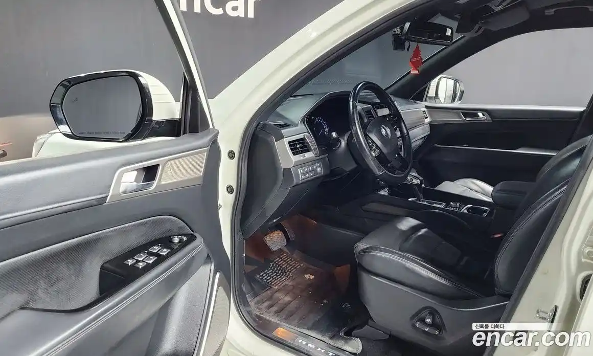 SsangYong Rexton 2018 2.2 Автомат в Москве № 28902, фото 4