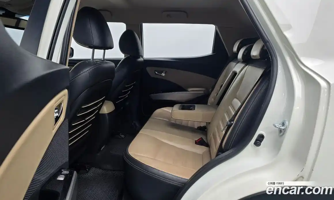 SsangYong TIBOLI 2015 1.6 Автомат в Москве № 29359, фото 12