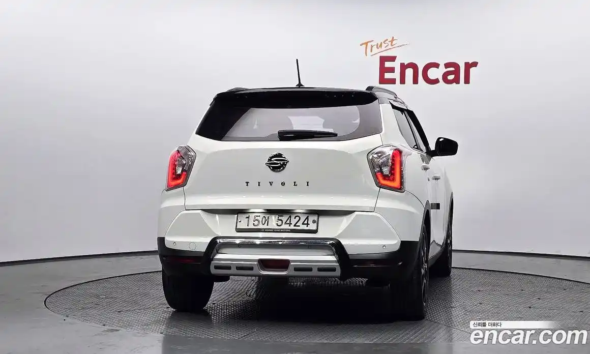 SsangYong TIBOLI 2015 1.6 Автомат в Москве № 29359, фото 4