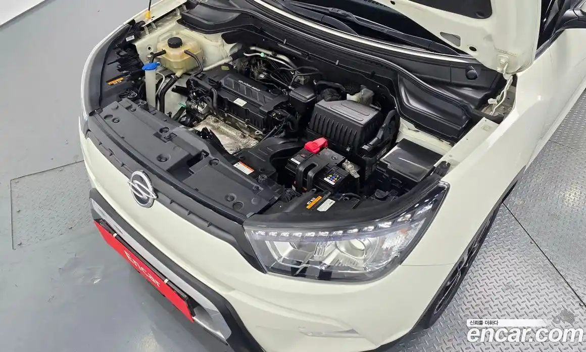 SsangYong TIBOLI 2015 1.6 Автомат в Москве № 29359, фото 6