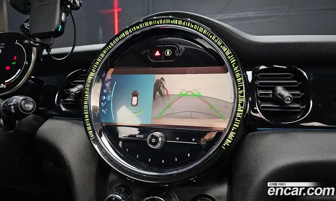 Mini Cooper 2022 1.5 Автомат в Москве № 299456, фото 4