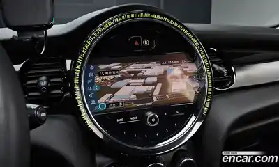 Mini Cooper 2022 1.5 Автомат в Москве № 299456, миниатюра 5