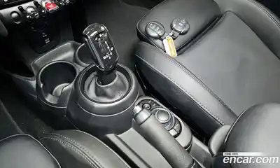 Mini Cooper 2022 1.5 Автомат в Москве № 299456, миниатюра 9