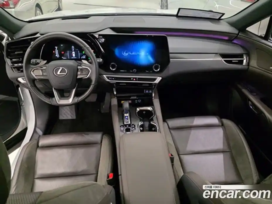 Lexus RX 2024 2.5 Вариатор в Москве № 300803, фото 7