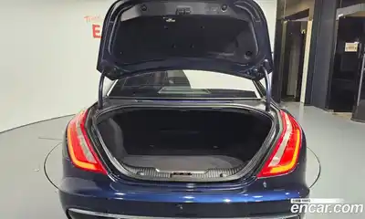 Jaguar XJ 2017 3.0 Автомат в Москве № 305049, миниатюра 4