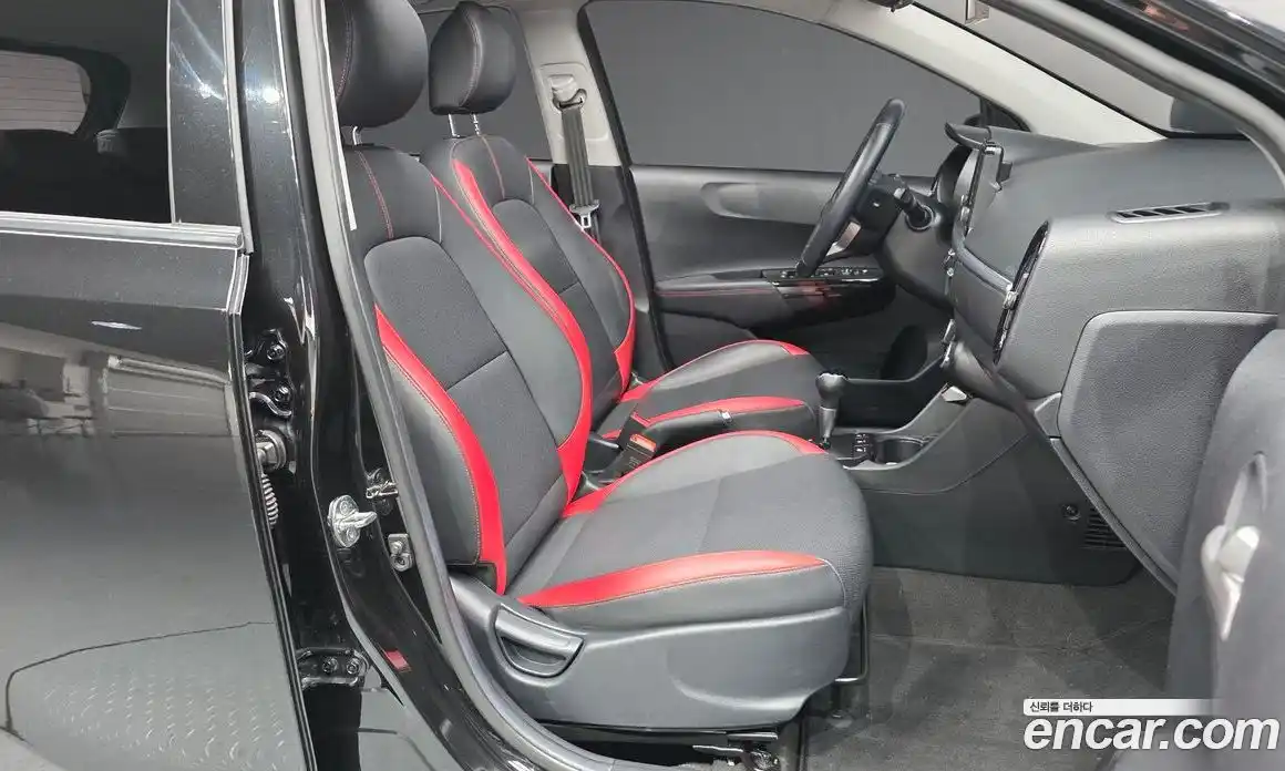 Kia Morning 2018 1.0 Автомат в Москве № 308196, фото 3