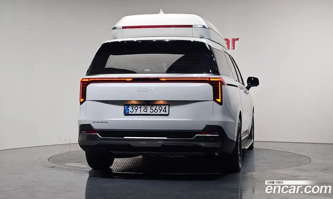 Kia Canival 2024 3.5 Автомат в Москве № 308334, фото 18