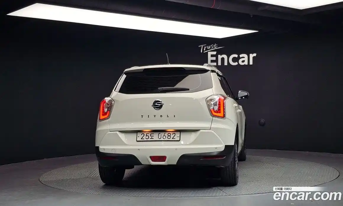 SsangYong TIBOLI 2016 1.6 Автомат в Москве № 31598, фото 4