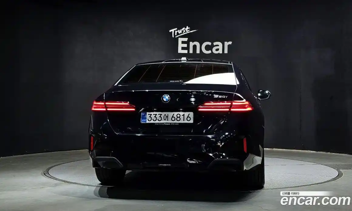 BMW 5-Series 2025 2.0 Автомат в Москве № 318215, фото 15